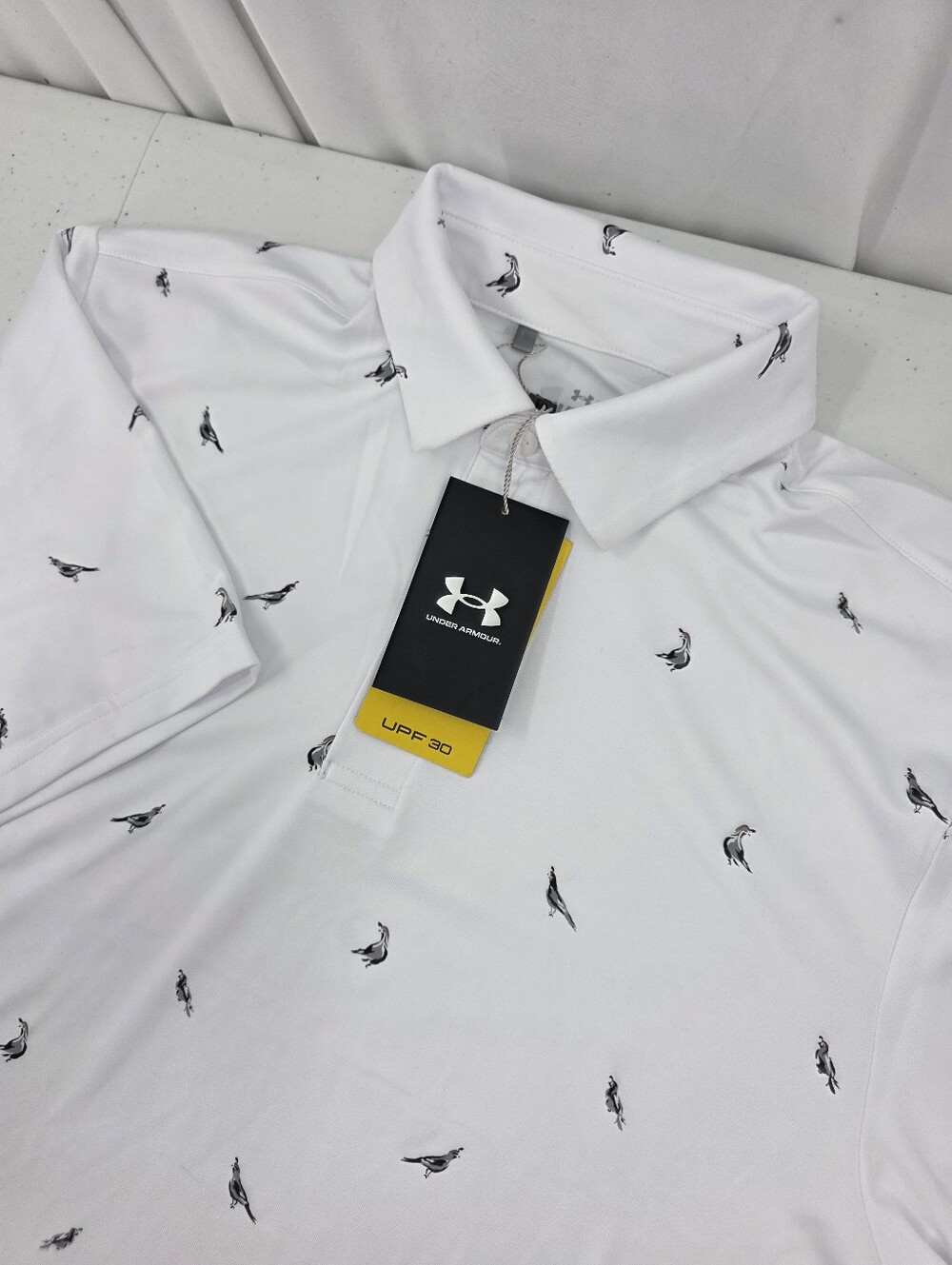 NWT Under Armour UA Drive Quail AOP Polo Shirt UPF 30 Stretch White Men's Medium